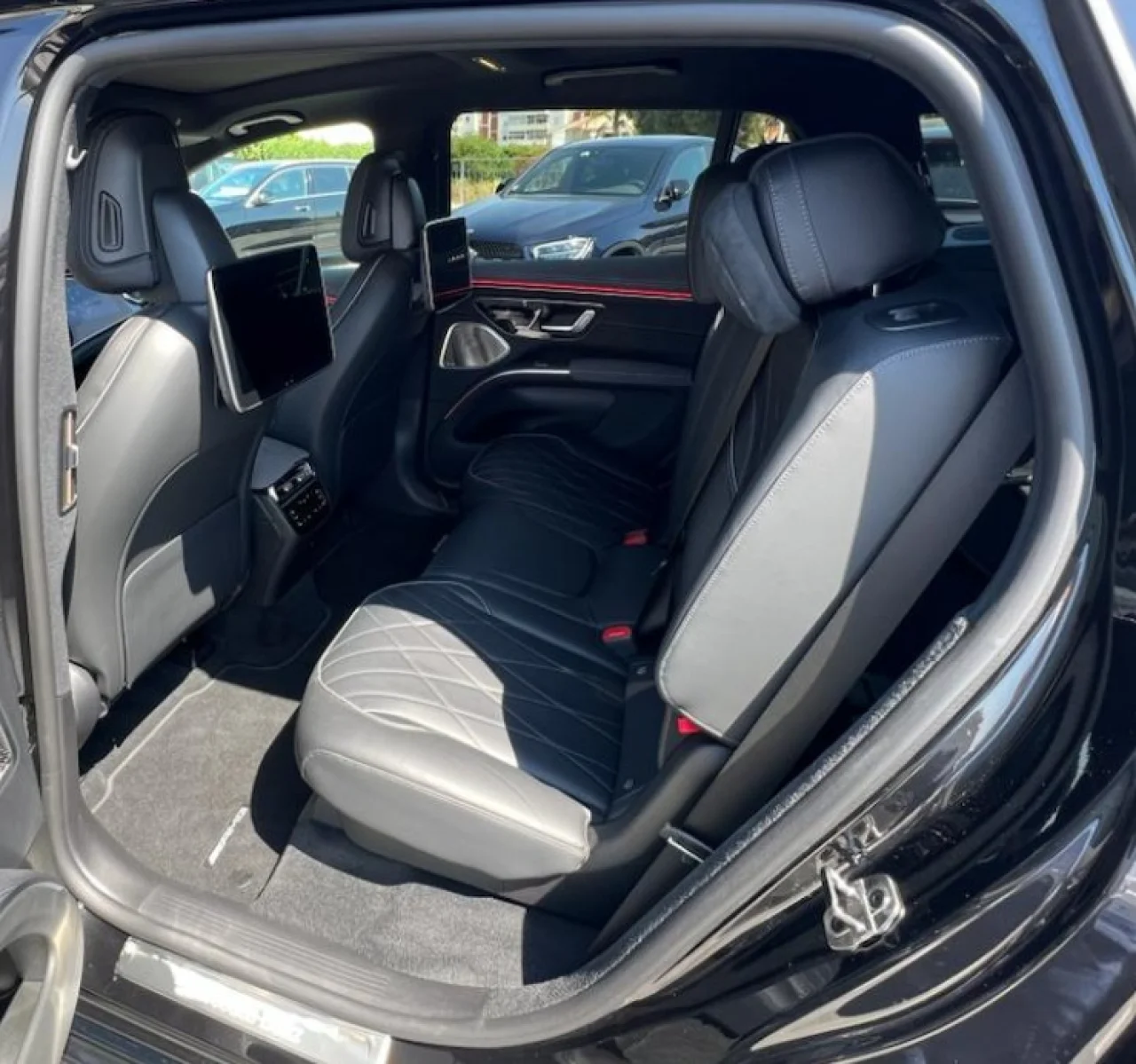 Mercedes Classe EQS 450+ AMG - 7 Lugares 4