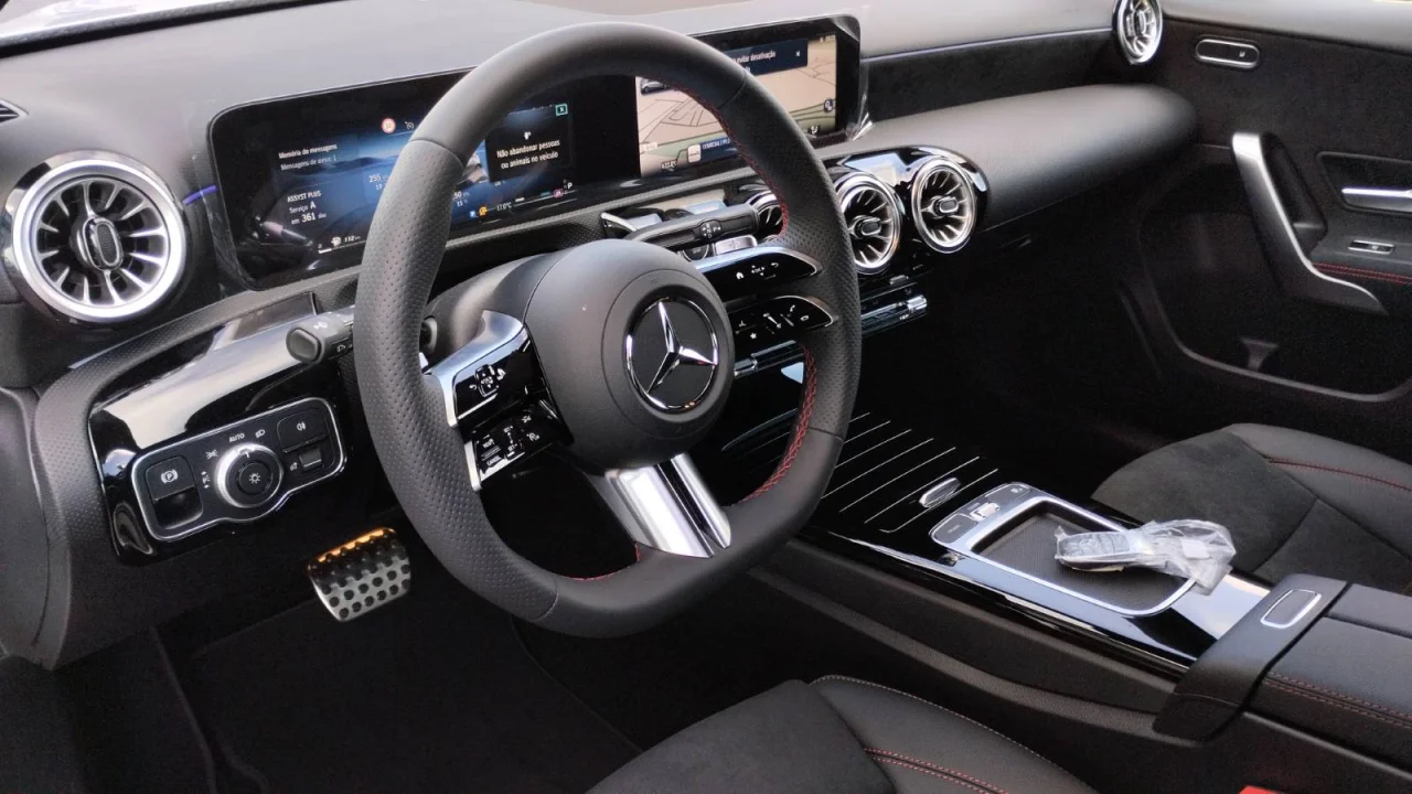 Mercedes Classe A 200 AMG Advanced Plus 1