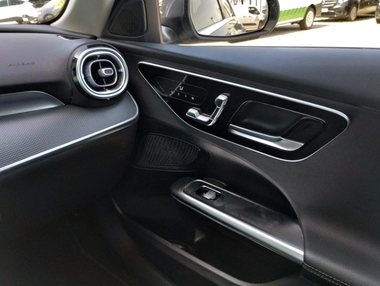 Mercedes Classe C 300e Avantgarde Advanced Plus Limousine 6