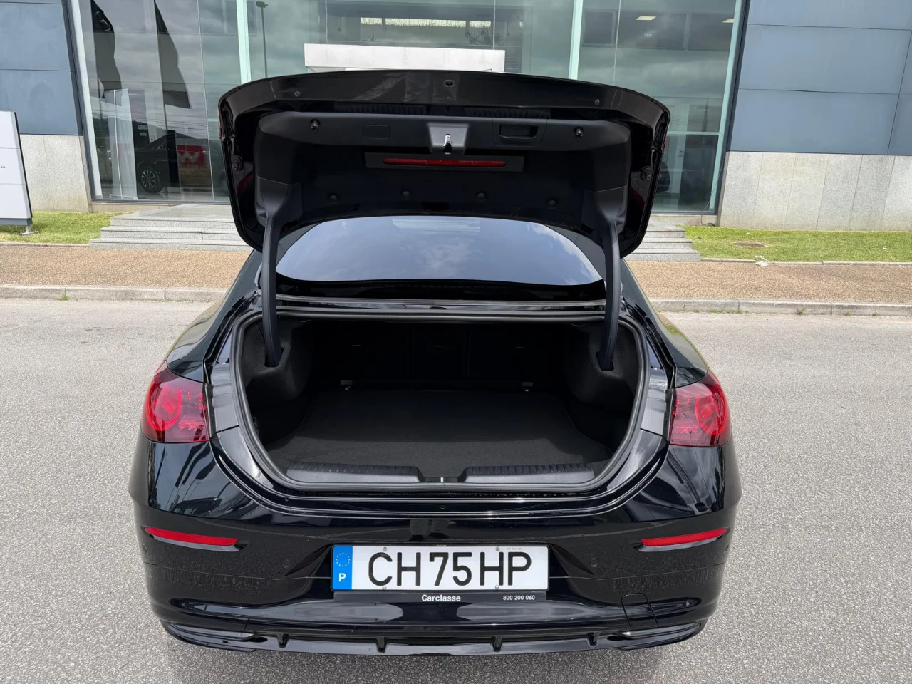 Mercedes Classe CLA 180 AMG Coupé 4
