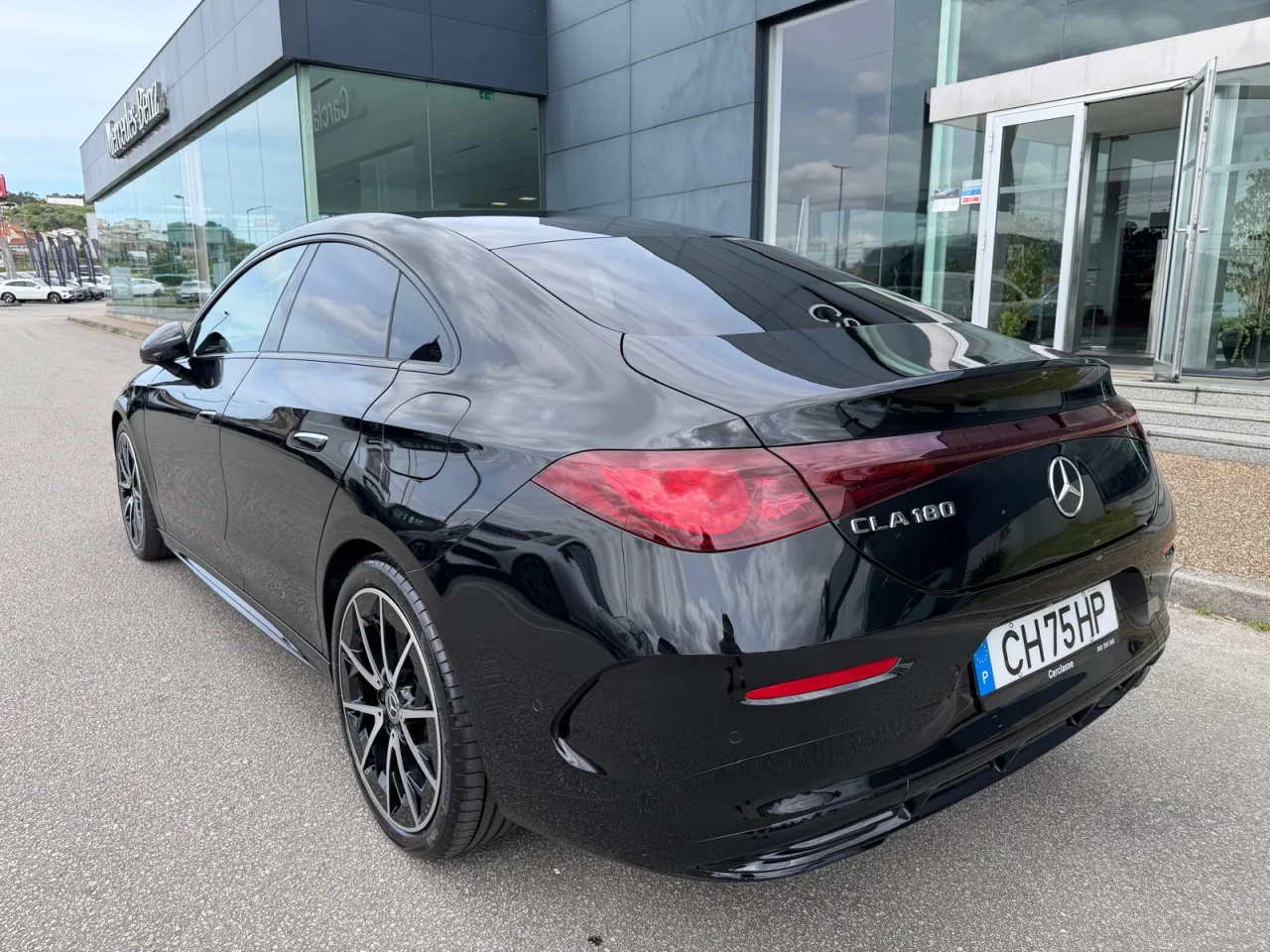 Mercedes Classe CLA 180 AMG Coupé 5