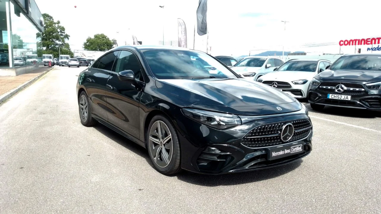 Mercedes Classe CLA 220 AMG Coupé 10