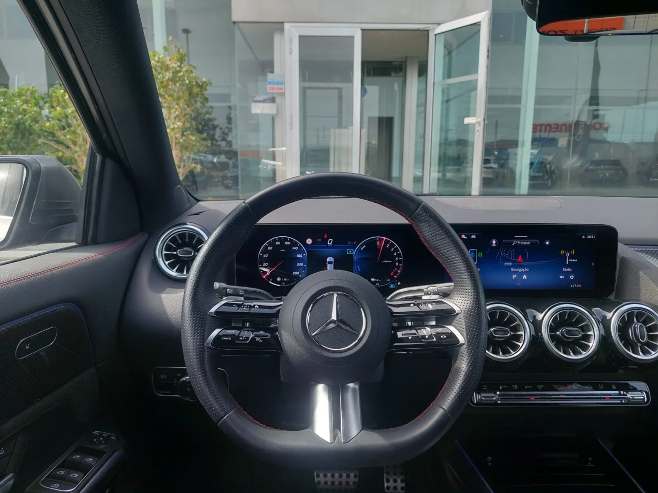 Mercedes Classe GLA 250e AMG Advanced Plus 8