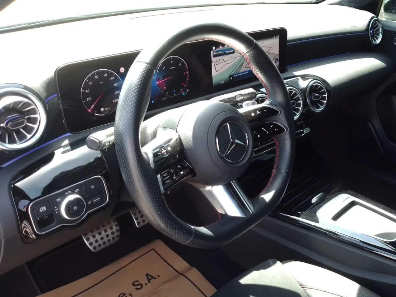 Mercedes Classe A 180d AMG Advanced Plus Limousine 1