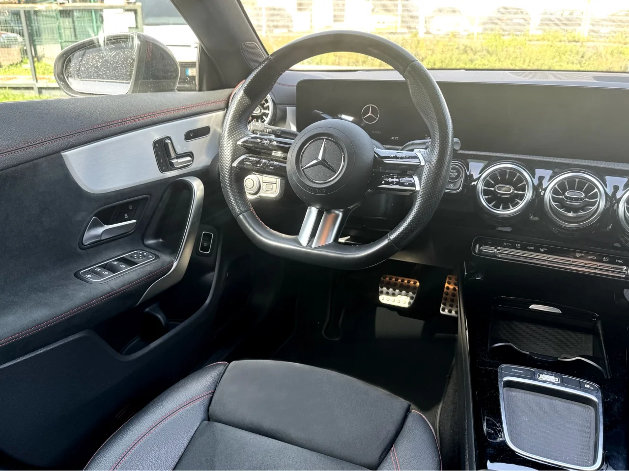 Mercedes CLA 180d Shooting Brake AMG Premium Plus 1