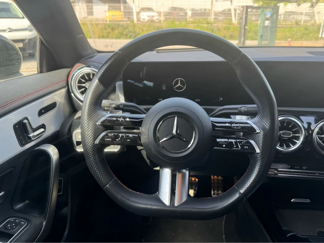 Mercedes CLA 180d Shooting Brake AMG Premium Plus 2