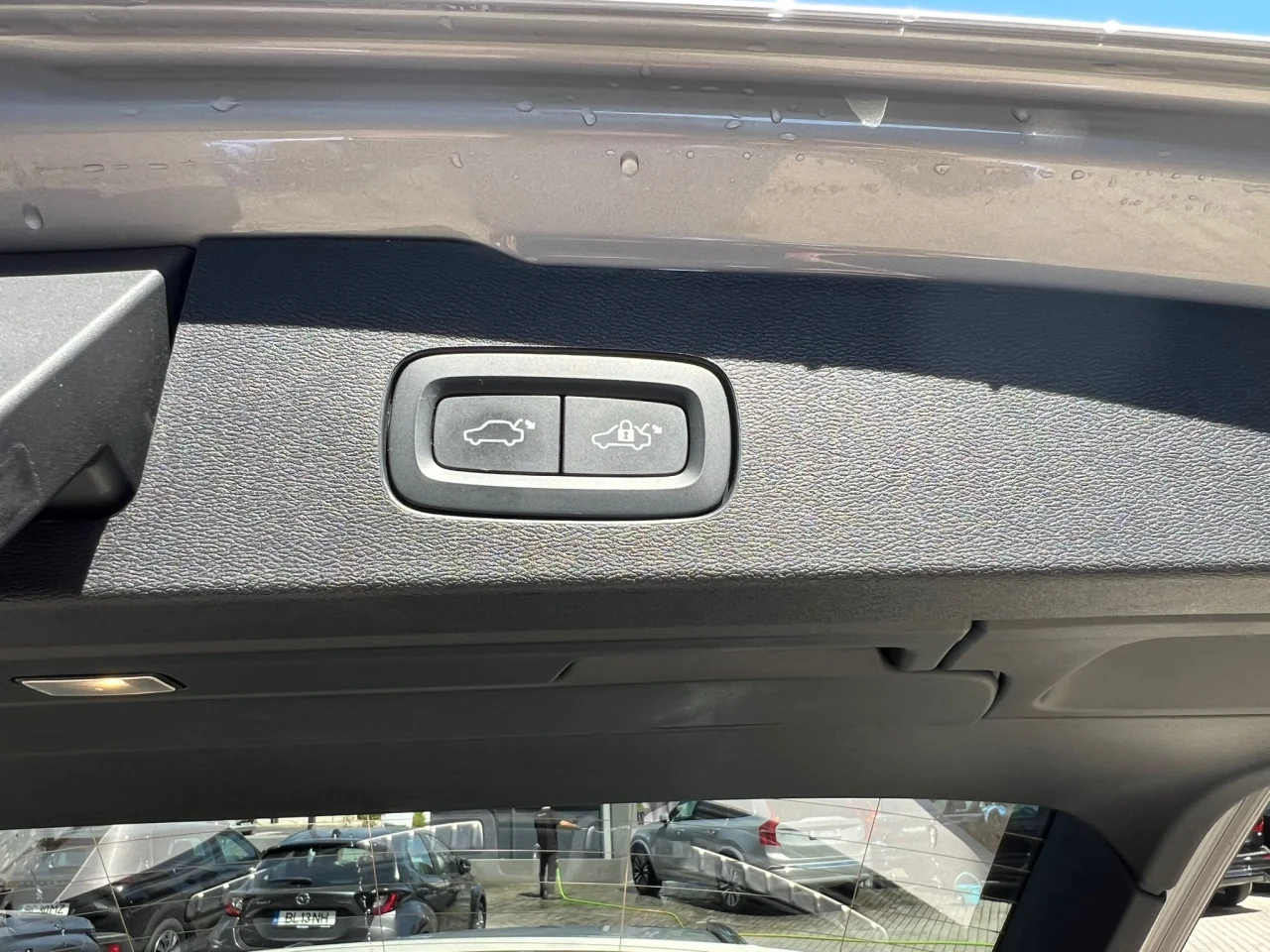 Volvo V60 B4  Plus Dark 13