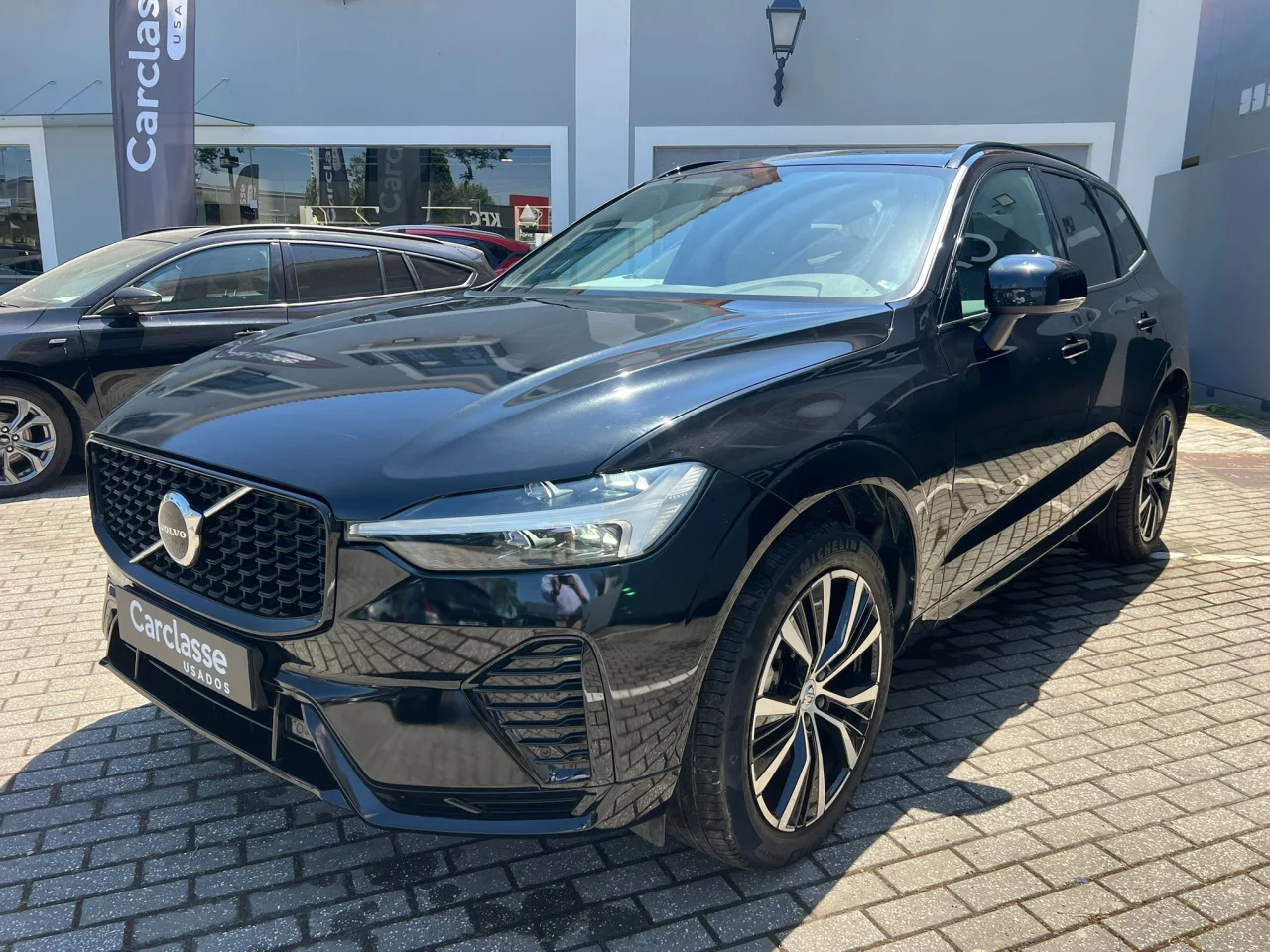 Volvo XC60 B4  Plus Dark