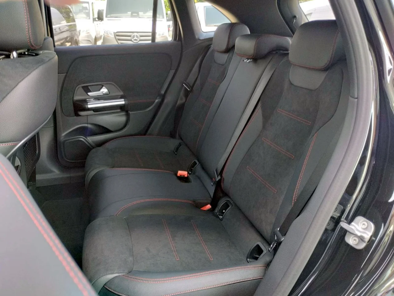 Mercedes Classe GLA 250e AMG Advanced Plus 6