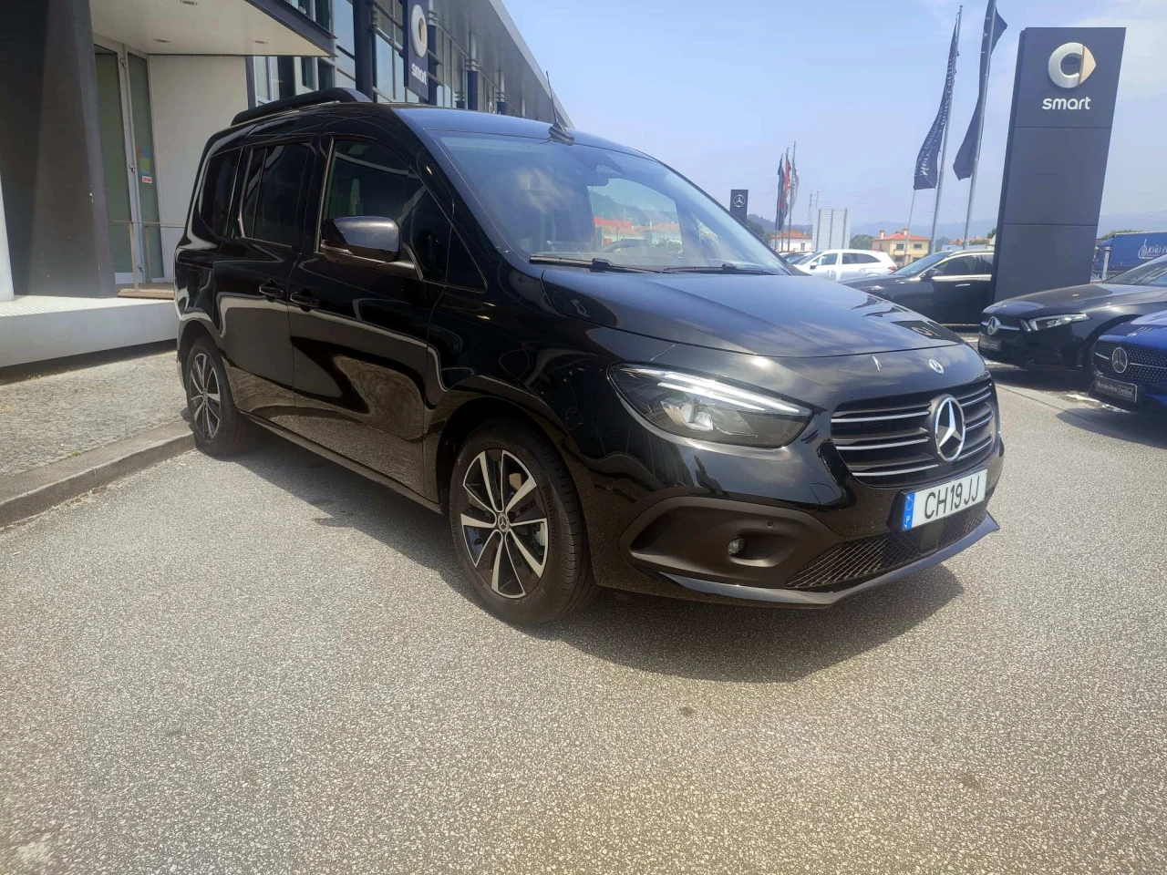 Mercedes Classe T 180d Tourer Progressive - Caixa Automática 4