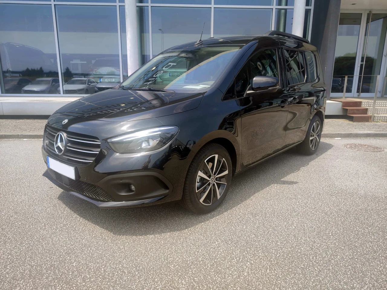 Mercedes Classe T 180d Tourer Progressive - Caixa Automática