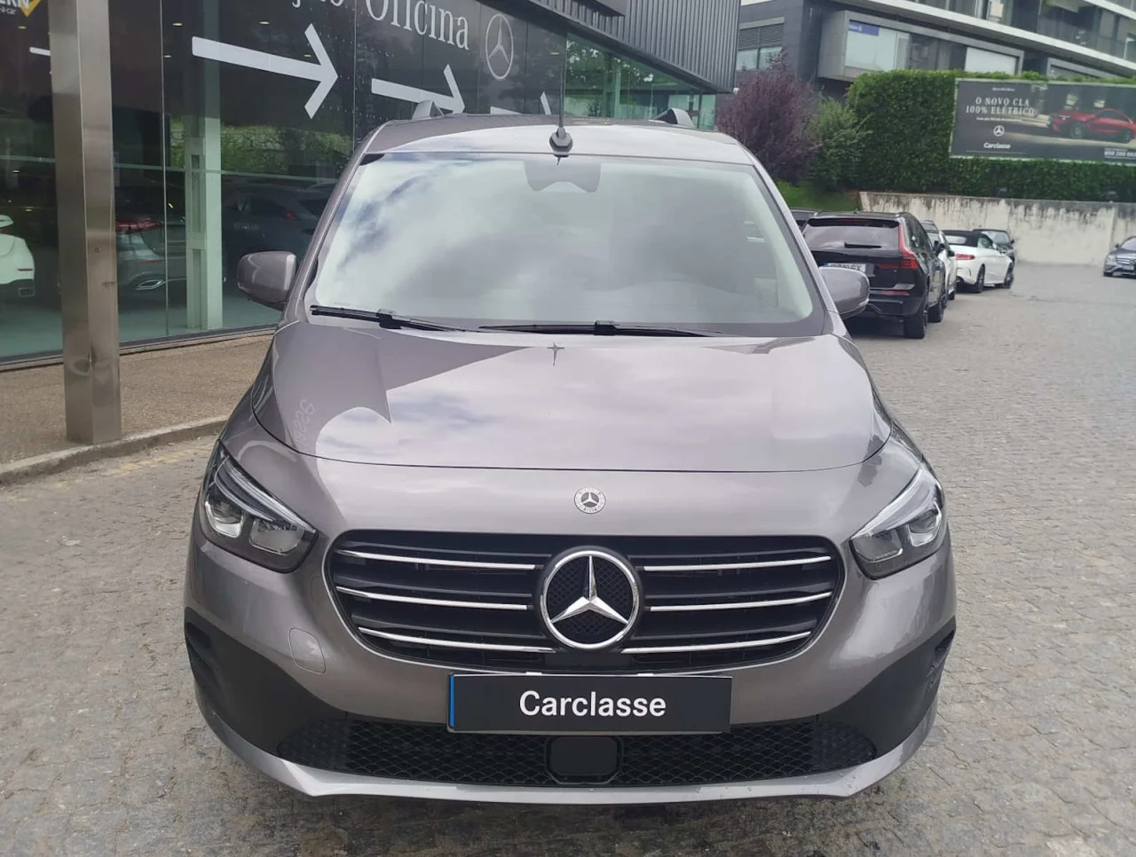 Mercedes Classe T 180d Progressive - Caixa Automática 6