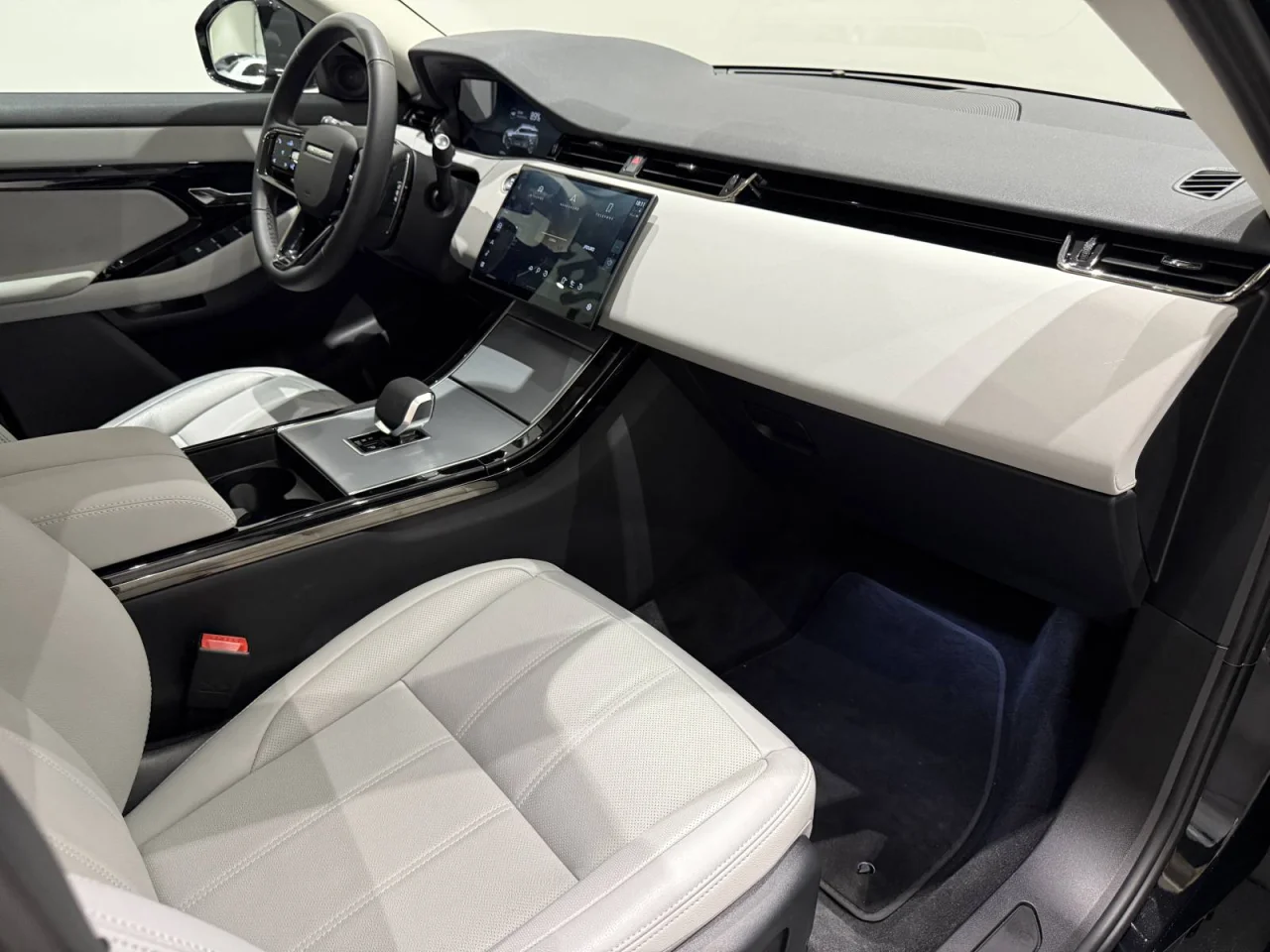 Land Rover Range Rover Evoque 1.5 P270e AWD S Auto 2