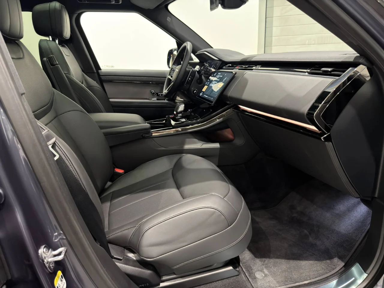 Land Rover Range Rover Sport 3.0 P460e Dynamic SE 8