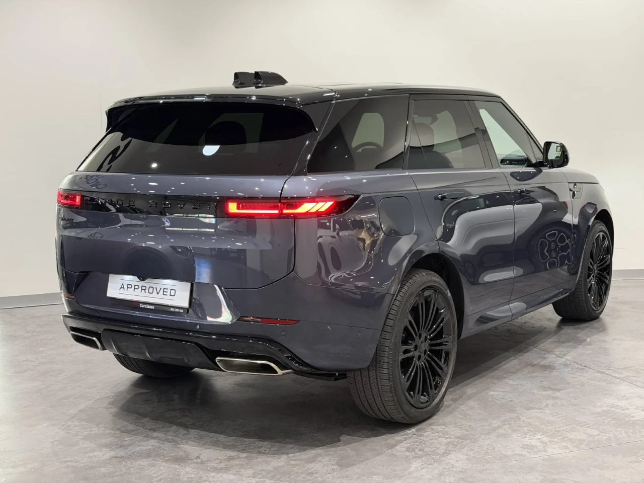 Land Rover Range Rover Sport 3.0 P460e Dynamic SE 13