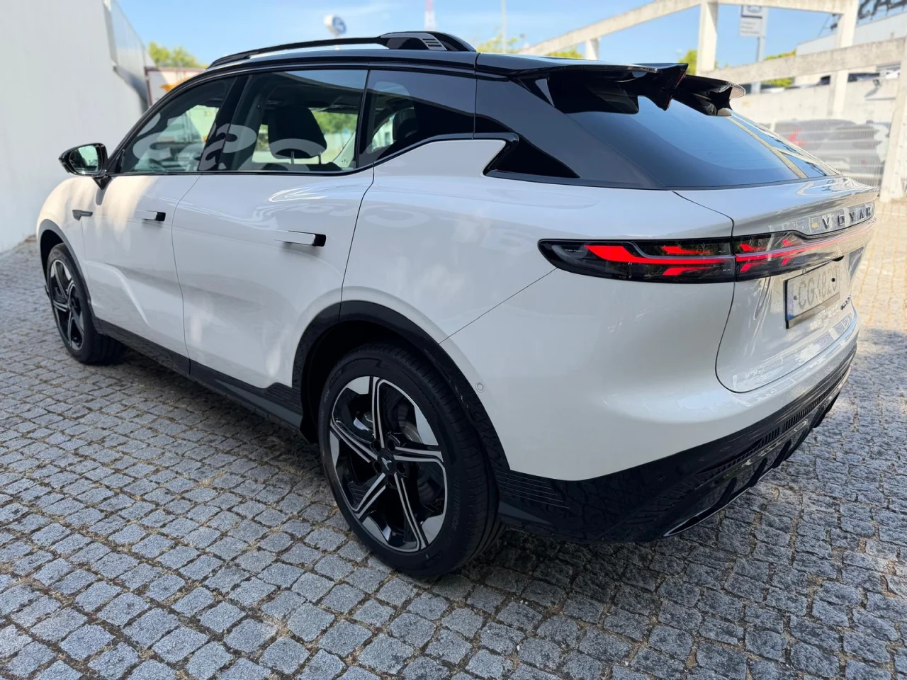 Voyah Courage 80 kWh Exclusive 13