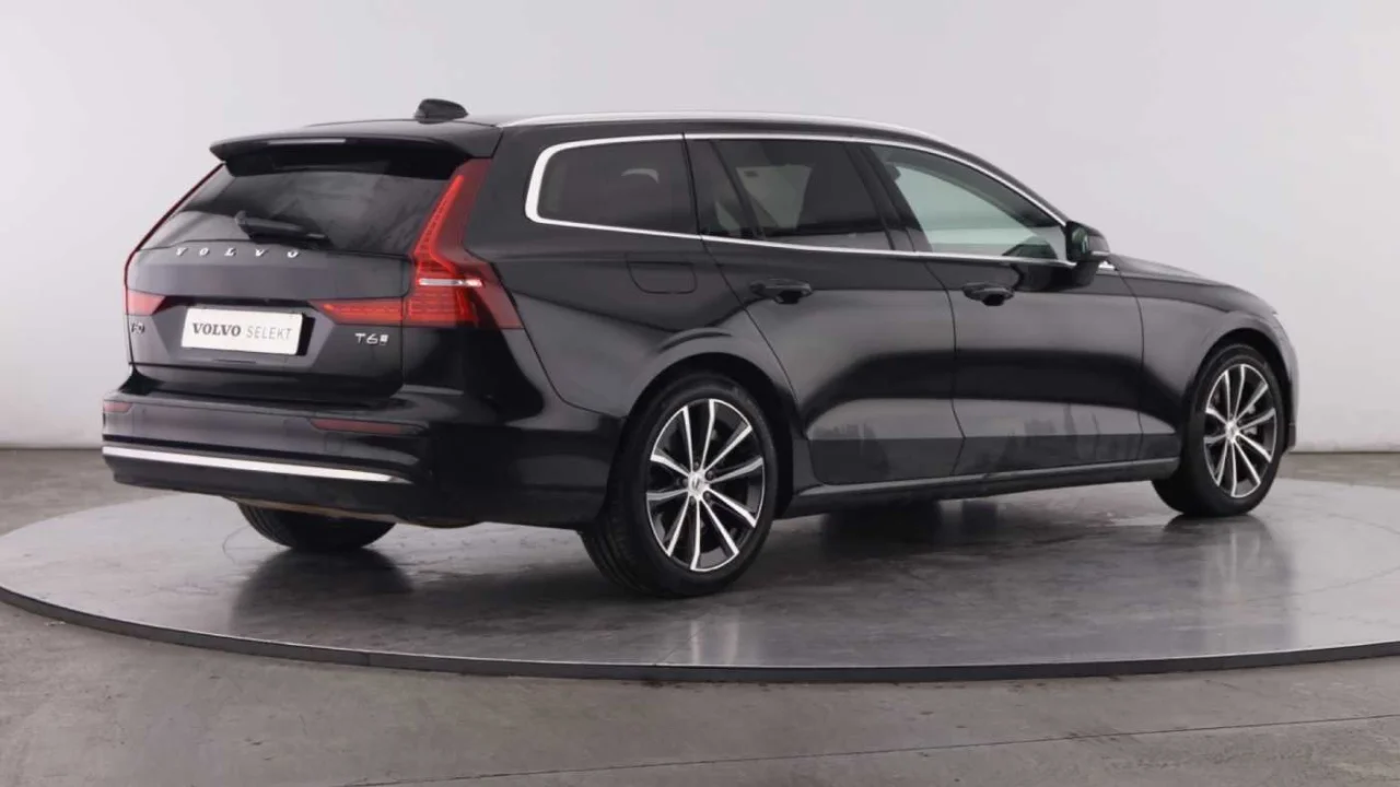 Volvo V60 T6 Core PHEV 6