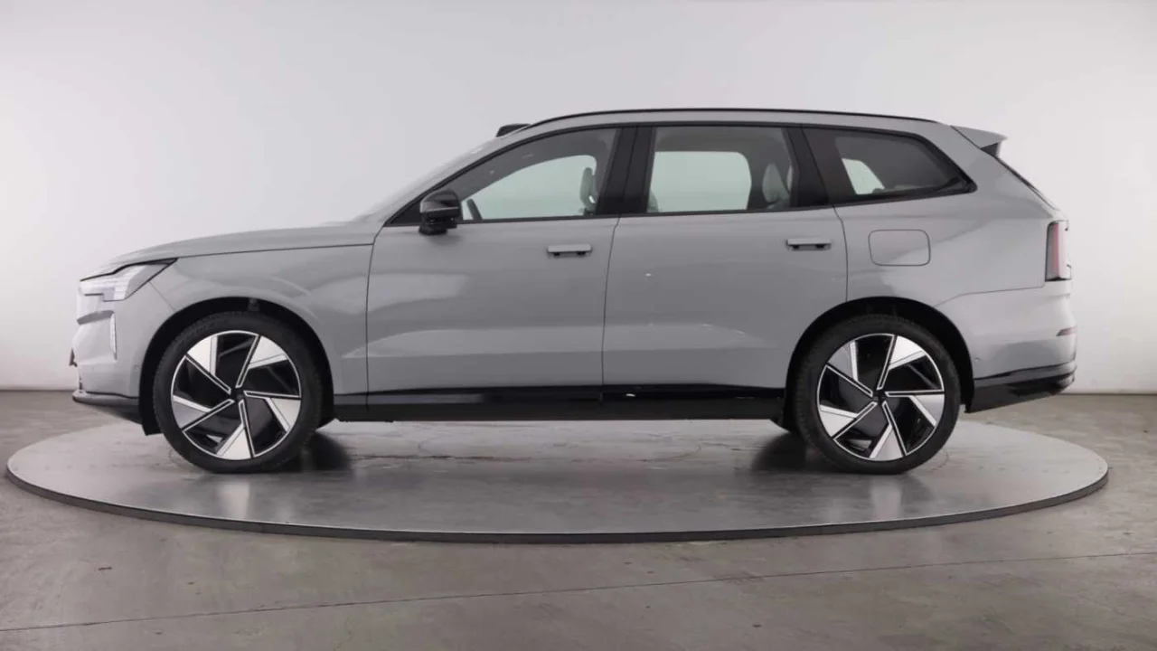 Volvo EX90 Twin Motor Ultra AWD 408cv 5
