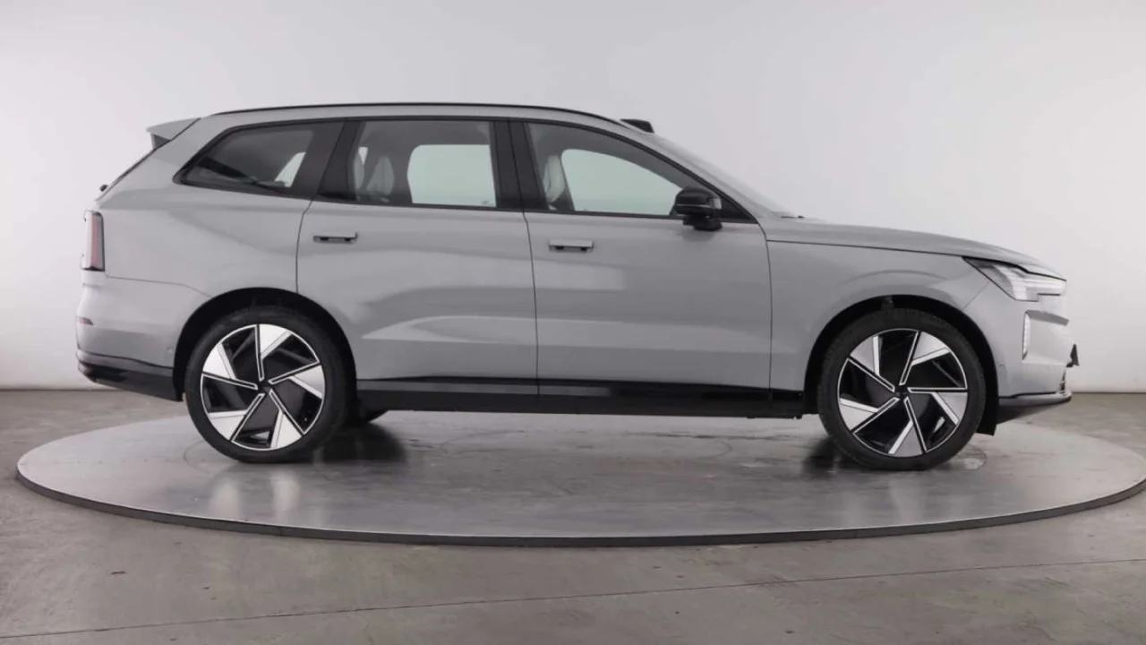 Volvo EX90 Twin Motor Ultra AWD 408cv 6