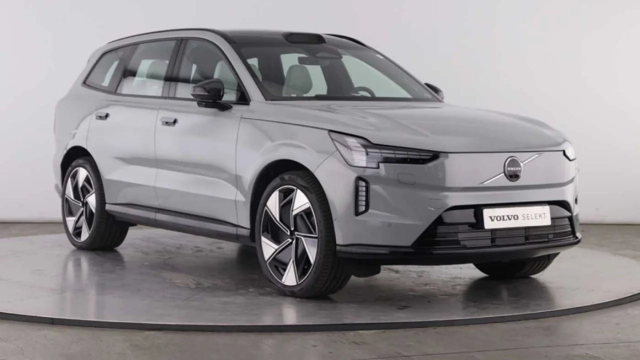 Volvo EX90 Twin Motor Ultra AWD 408cv 14