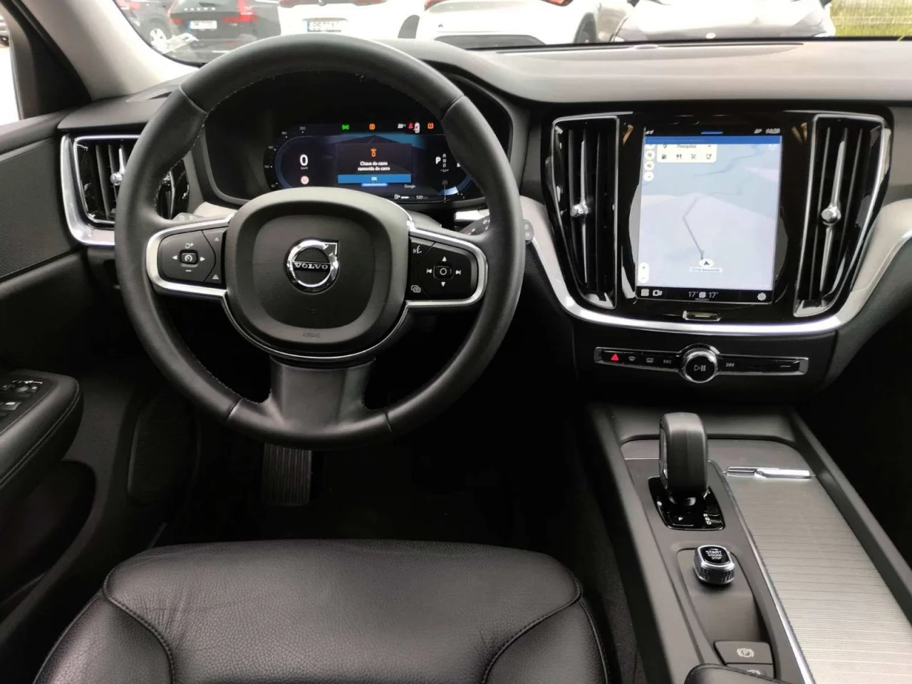 Volvo V60 Momentum 2