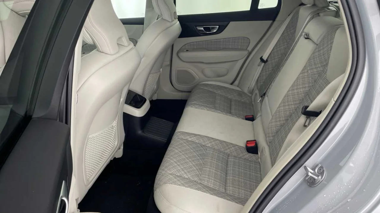 Volvo V60 T6 Core 5