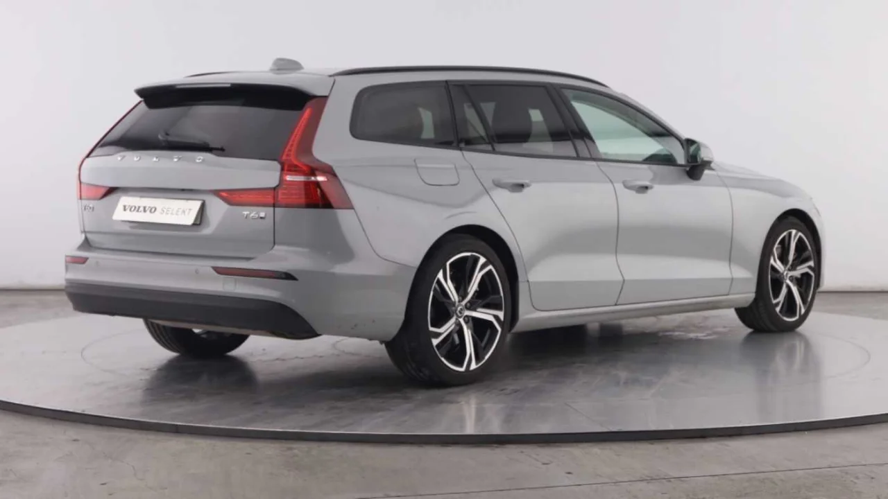 Volvo V60 T6 Core 10