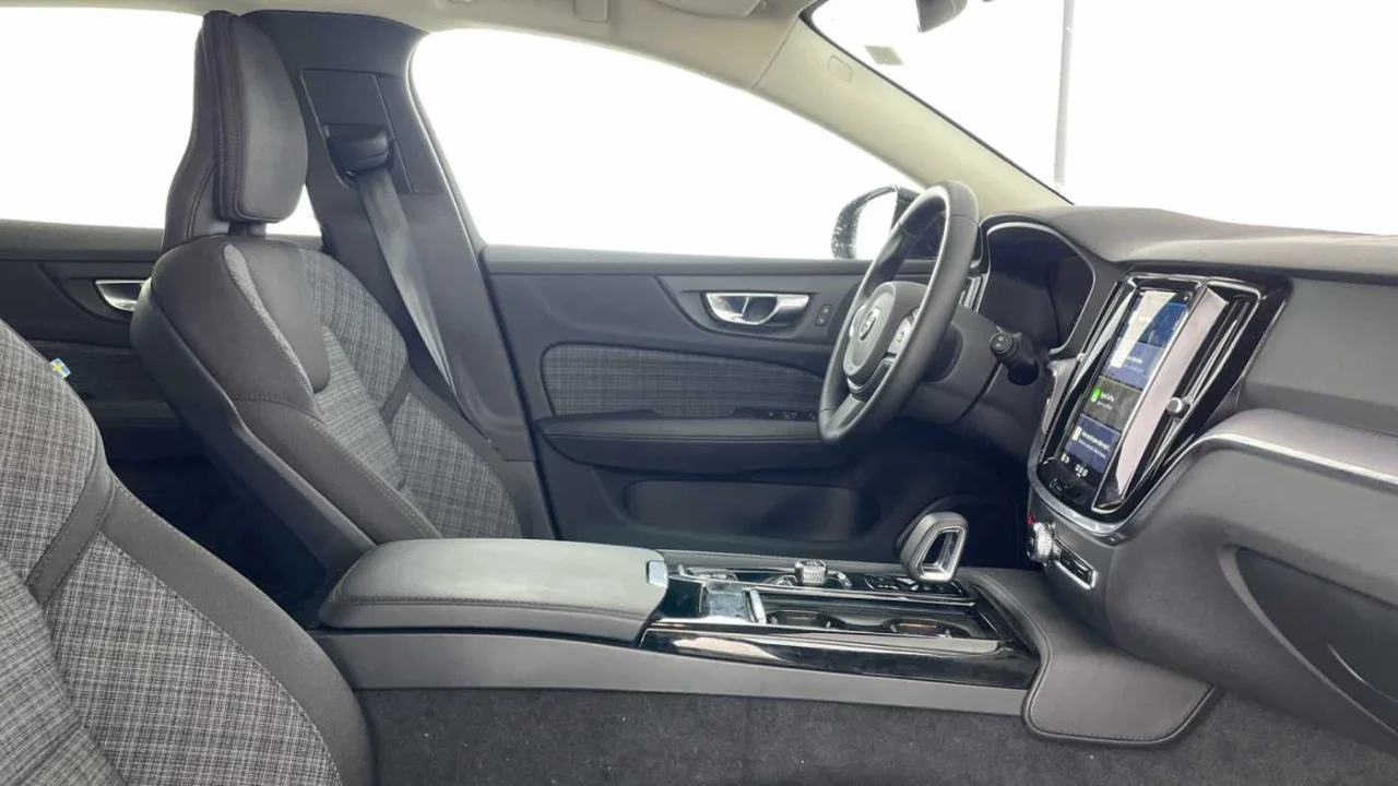 Volvo V60 T6  Core 2