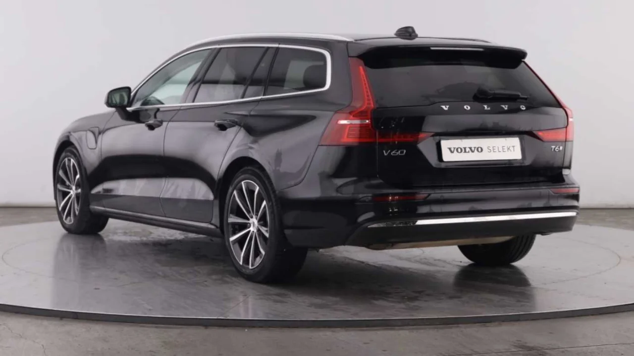 Volvo V60 T6  Core 7