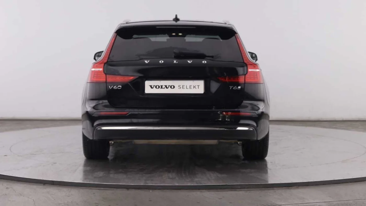 Volvo V60 T6  Core 9