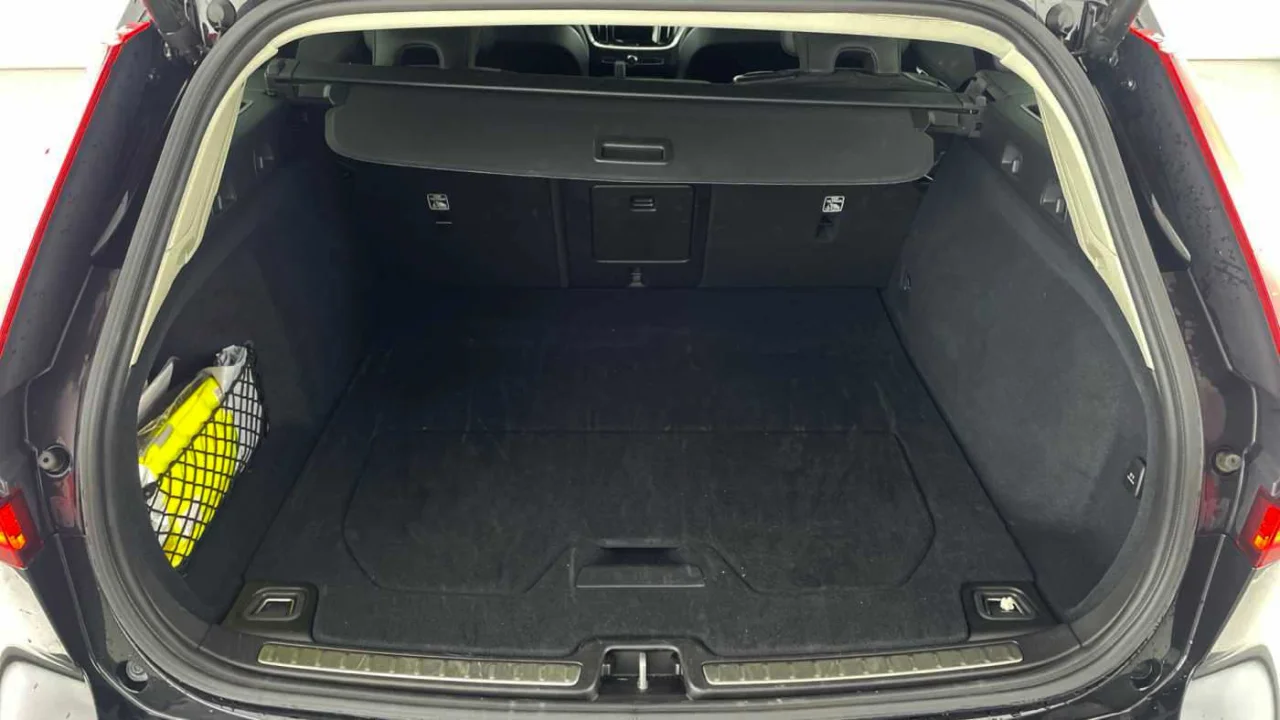 Volvo V60 T6 Core 11