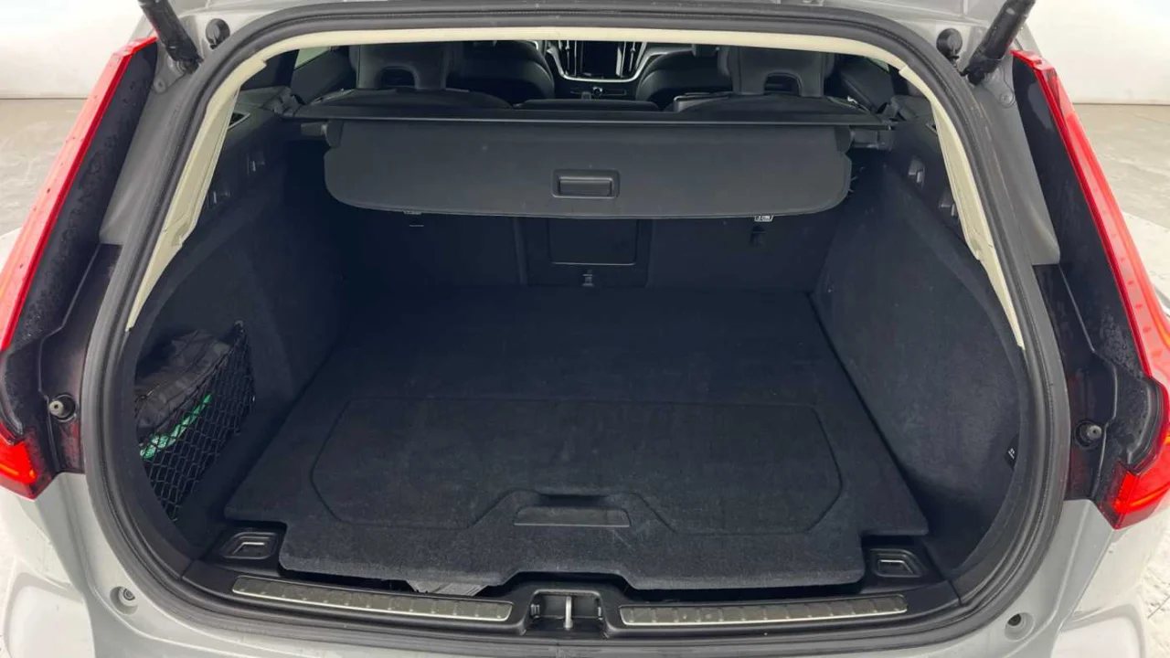 Volvo V60 T6 Core 6