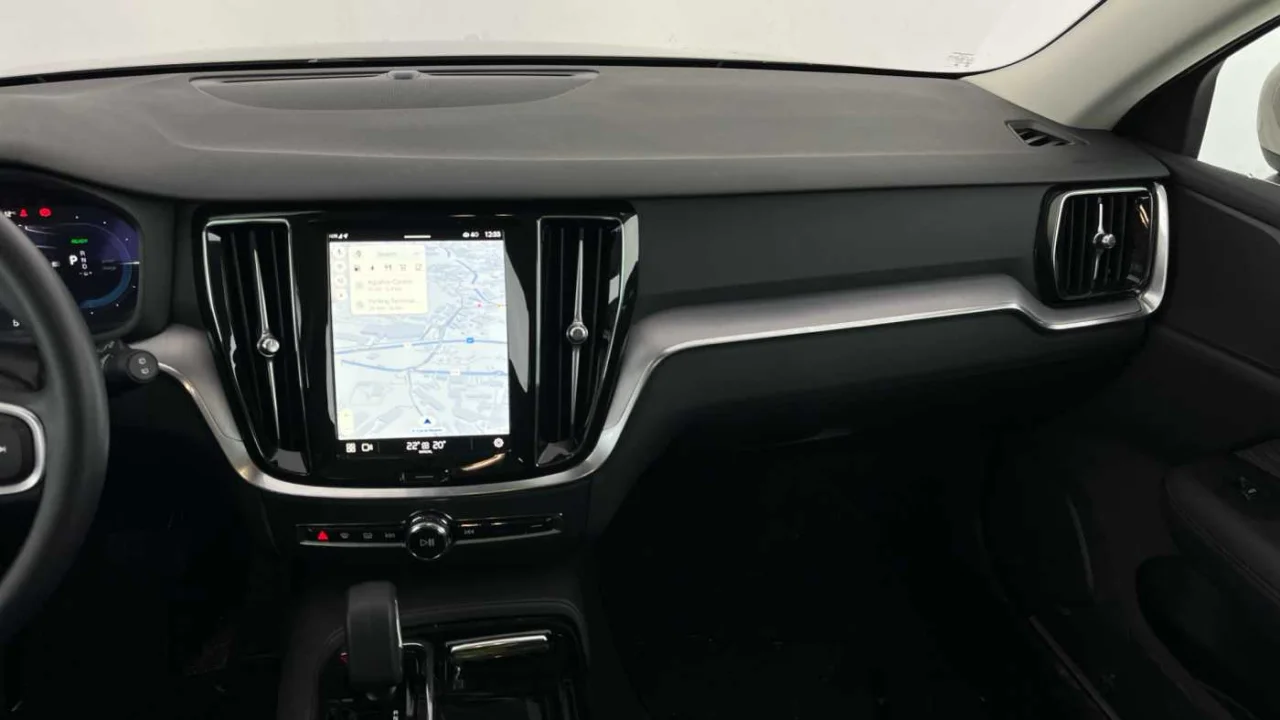 Volvo V60 T6 Core 3