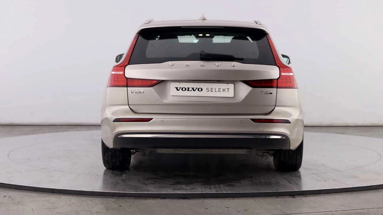 Volvo V60 T6 Core 9