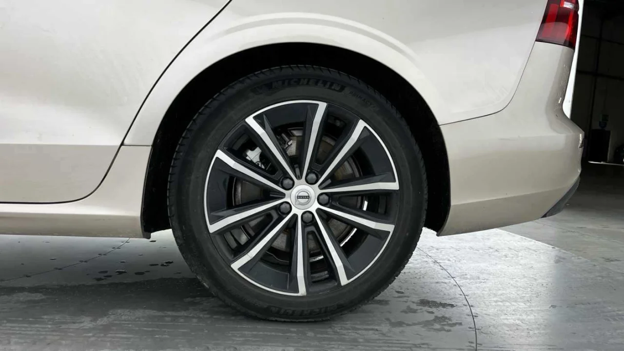Volvo V60 T6 Core 12