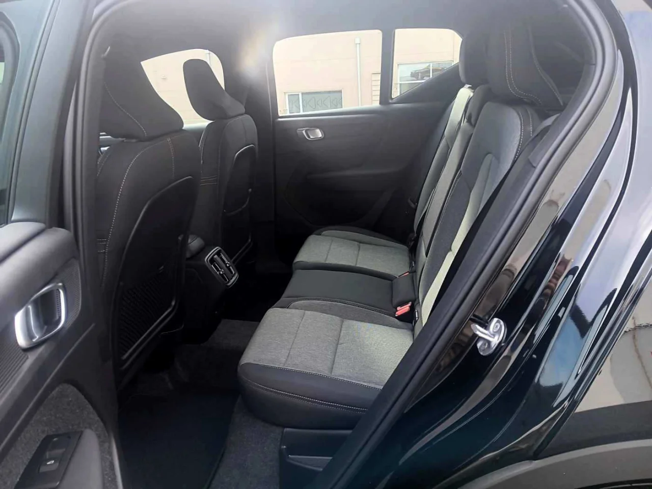 Volvo XC40 Black Edition 2