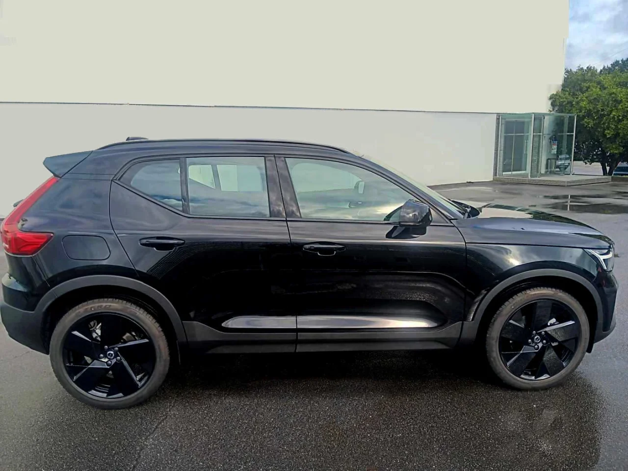 Volvo XC40 Black Edition 4