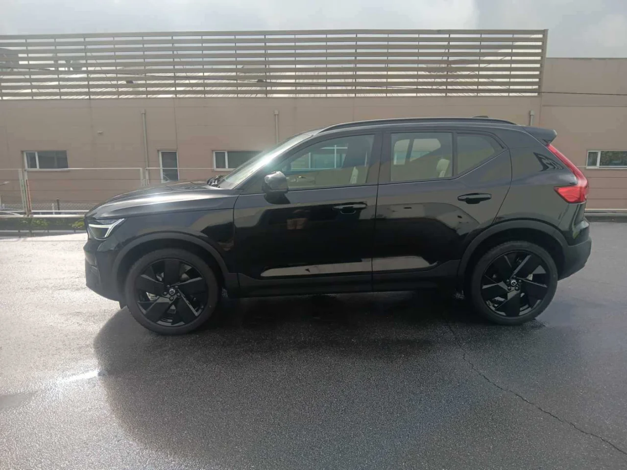Volvo XC40 Black Edition 6