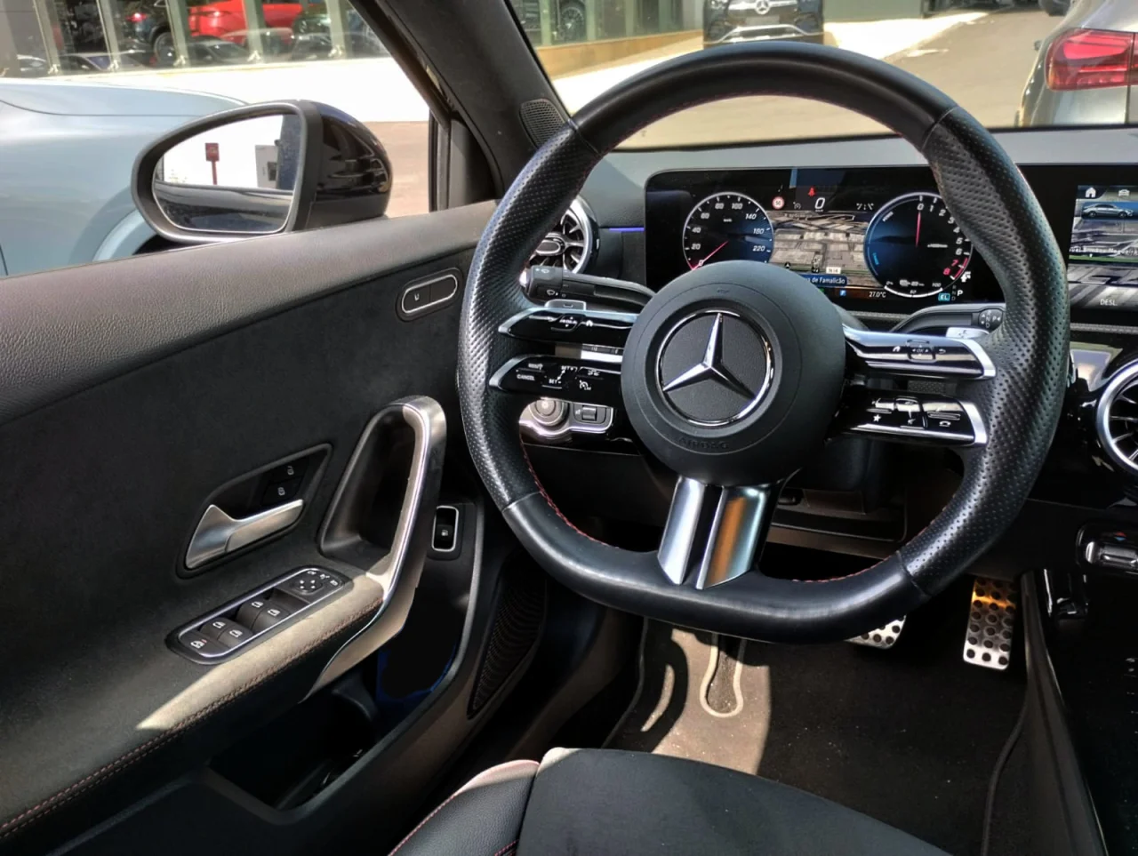 Mercedes Classe A 250e AMG Advanced Plus Limousine 2