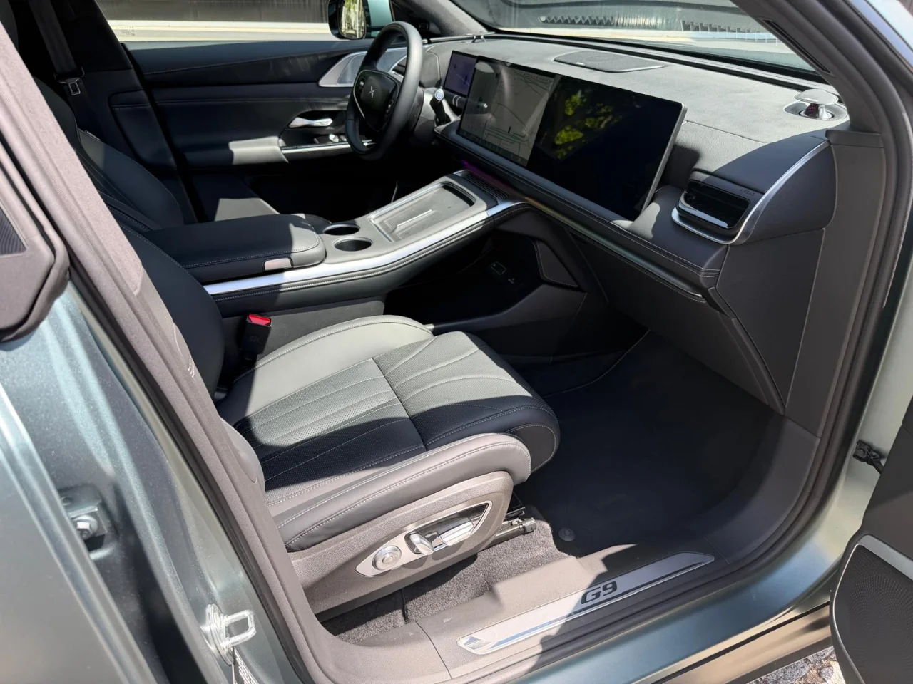 Xpeng G9 93.1 kWh AWD Performance+Premium Seat & Audio Pack 2