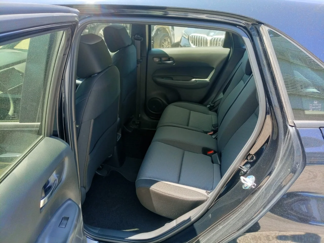 Honda Jazz 1.5 HEV ELEGANCE 3