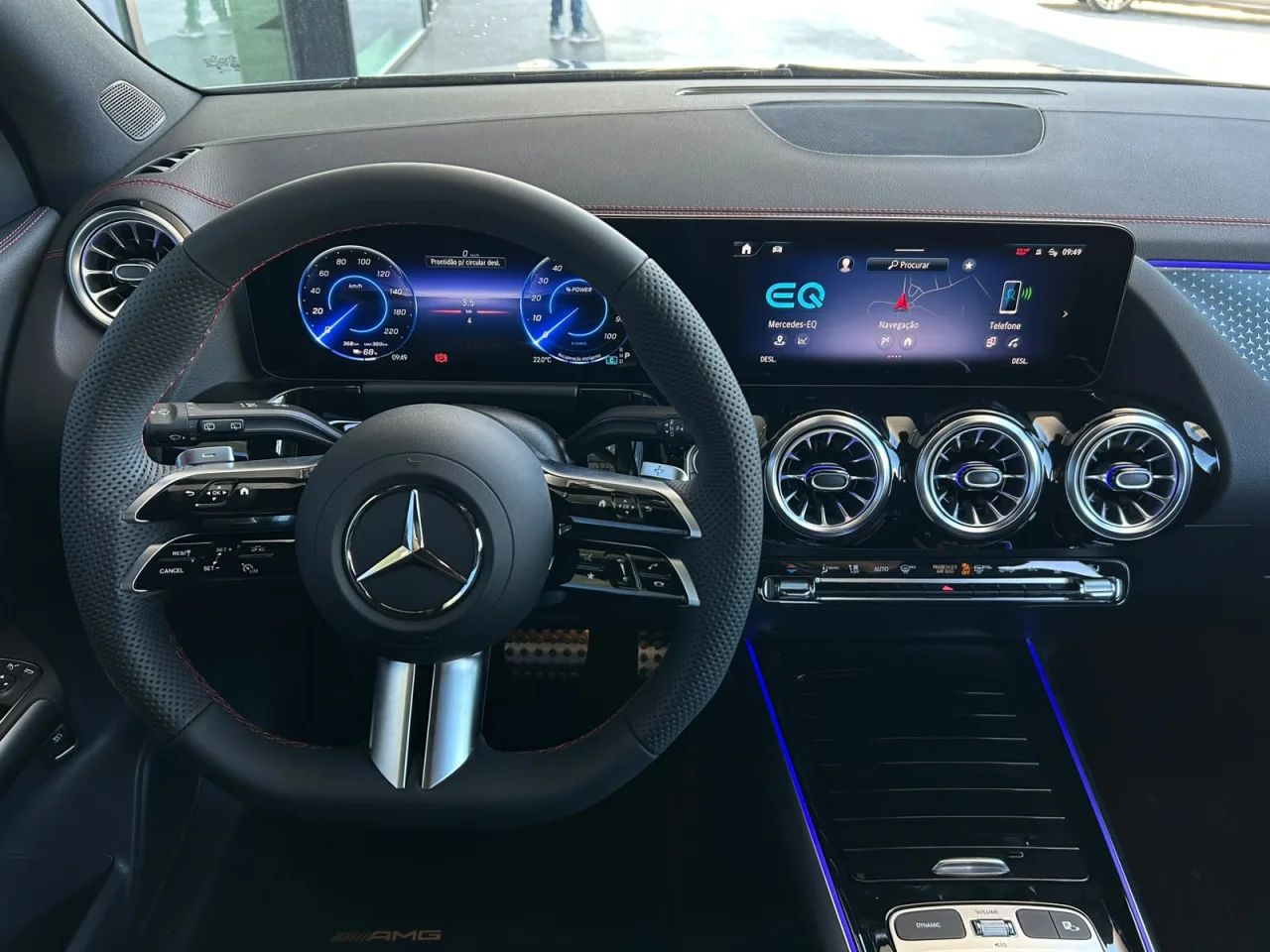 Mercedes Classe EQA 250+ AMG Advanced 1