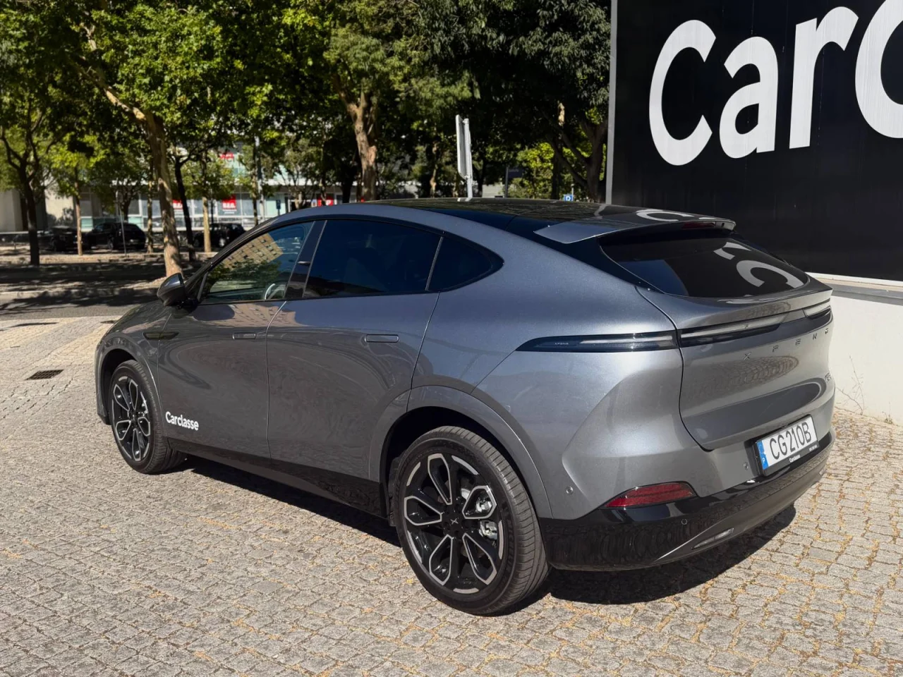 Xpeng G6 68.5 kWh Standard Range 5