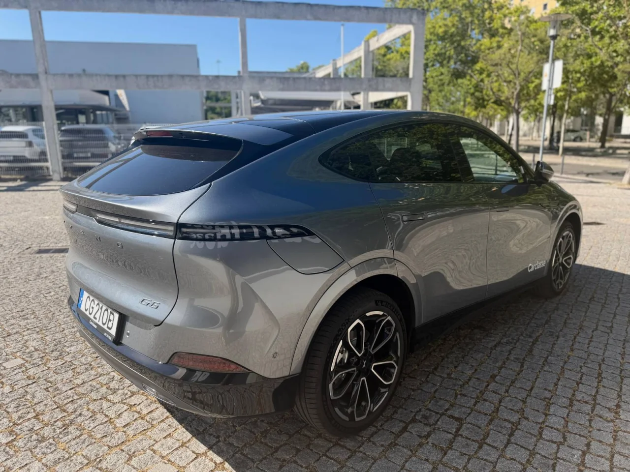 Xpeng G6 68.5 kWh Standard Range 6