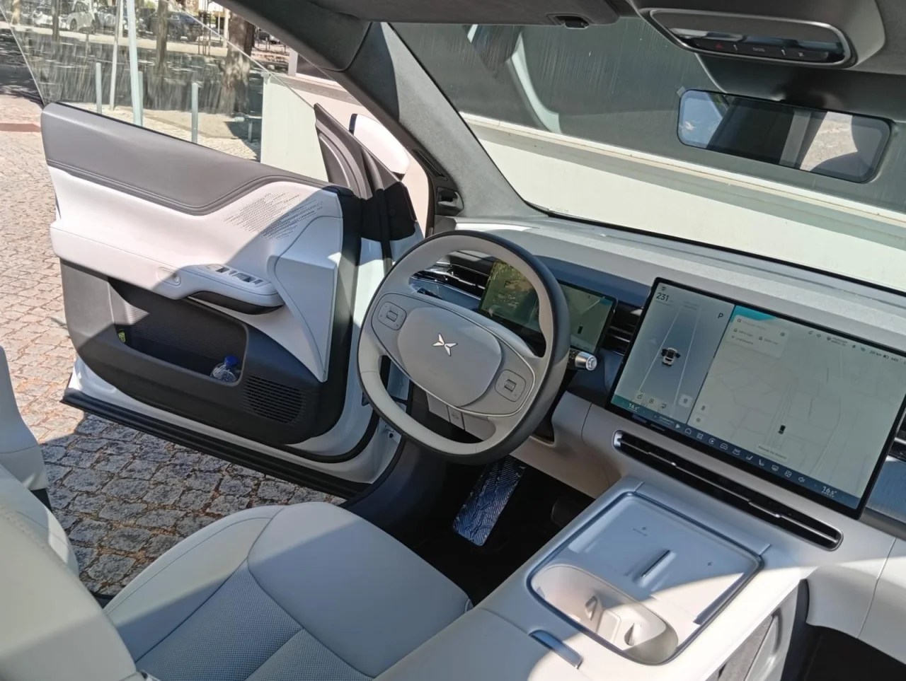 Xpeng G6 80.8 kWh Long Range 9