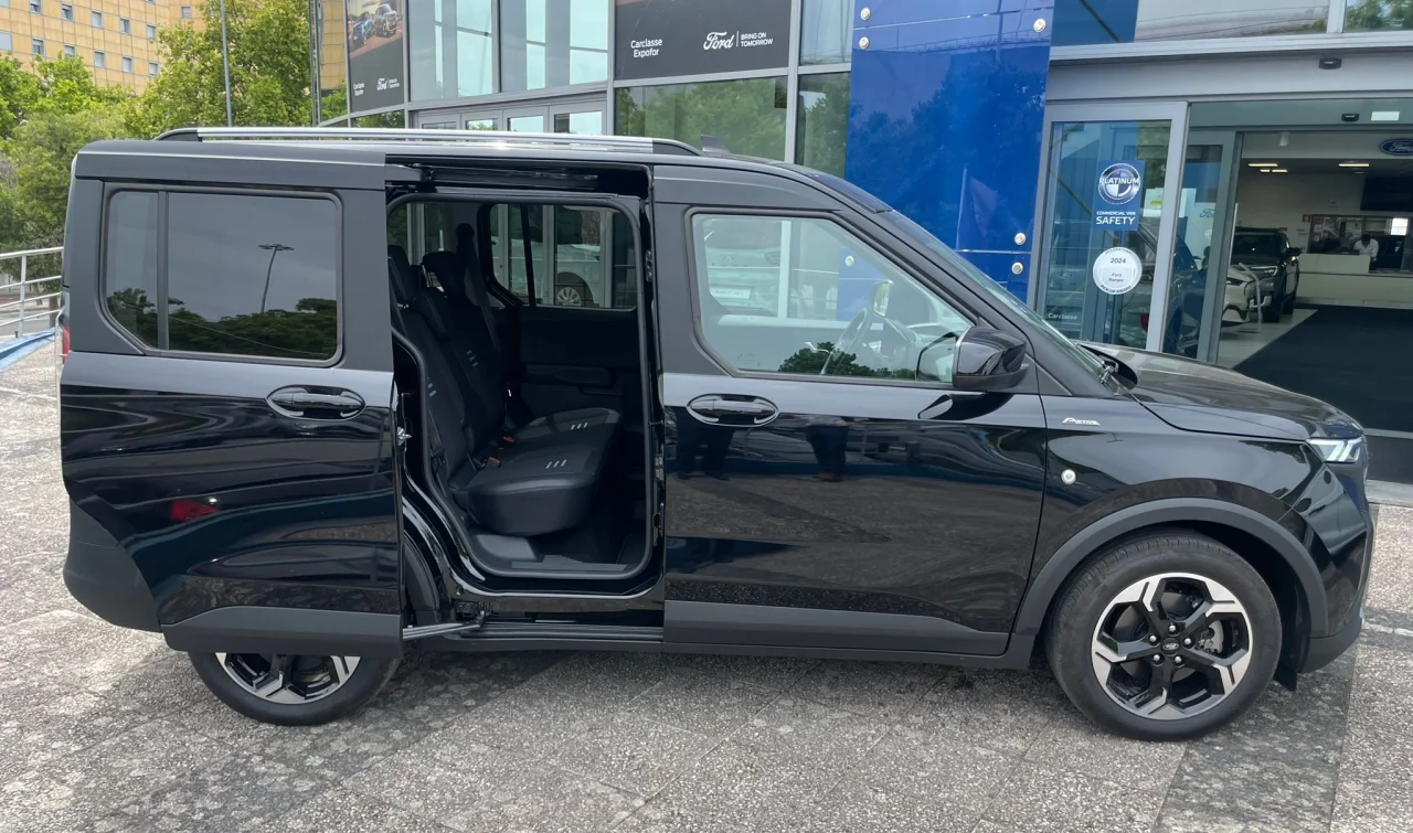 Ford Tourneo Courier ACTIVE 43,6 kwh 11