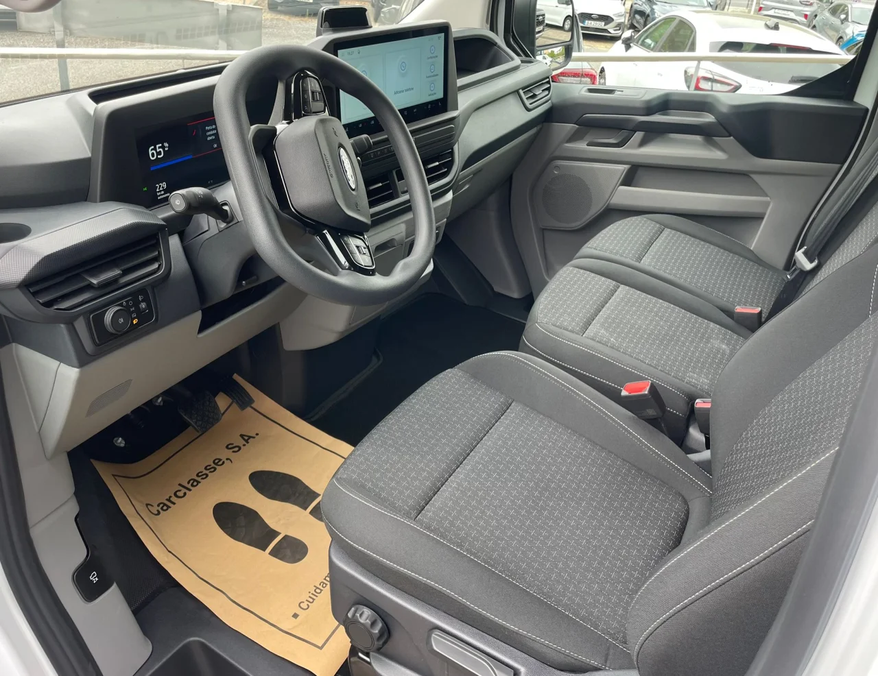 Ford Transit Custom L2 3400 kg 64 kwh 1