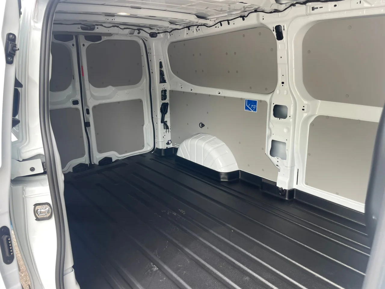 Ford Transit Custom L2 3400 kg 64 kwh 6