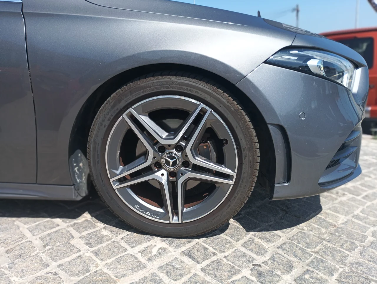 Mercedes Classe A 180d AMG Limousine 6
