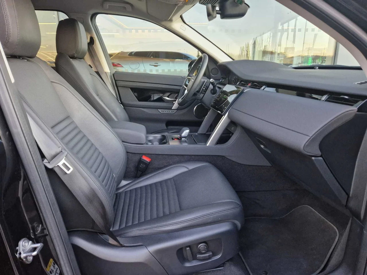 Land Rover Discovery Sport P 269e S 2